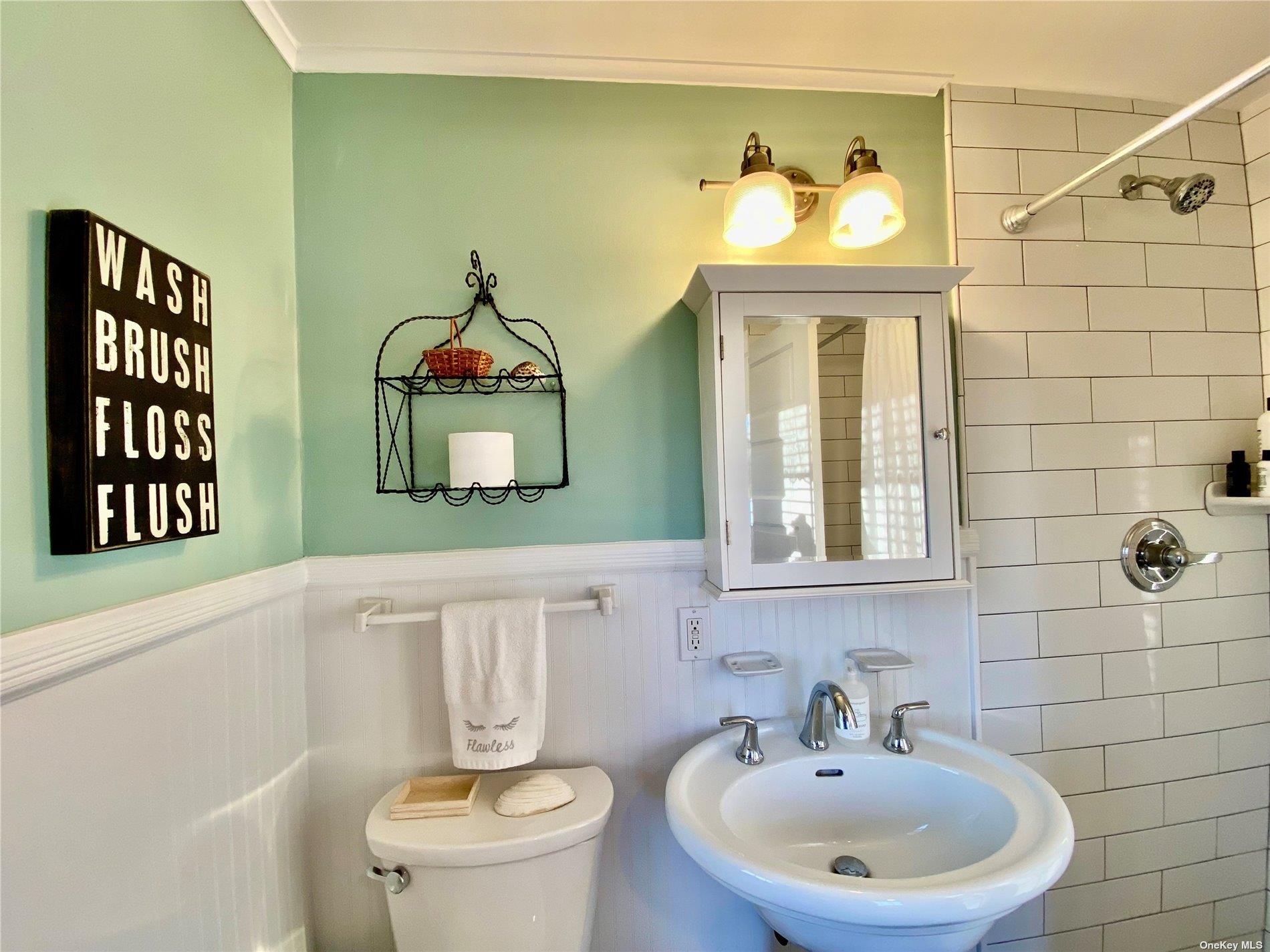 1975 Youngs Avenue – For Rent photo 17