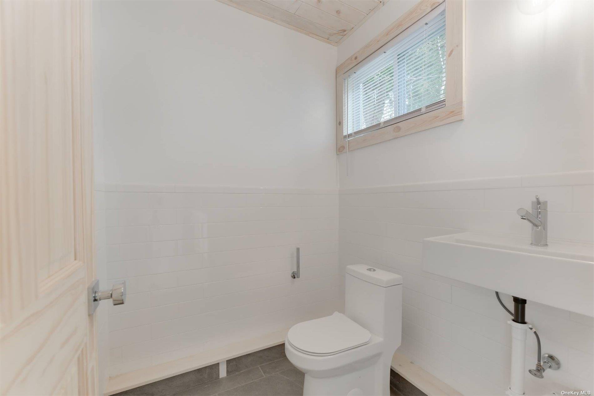70 Powell Avenue – For Rent photo 19