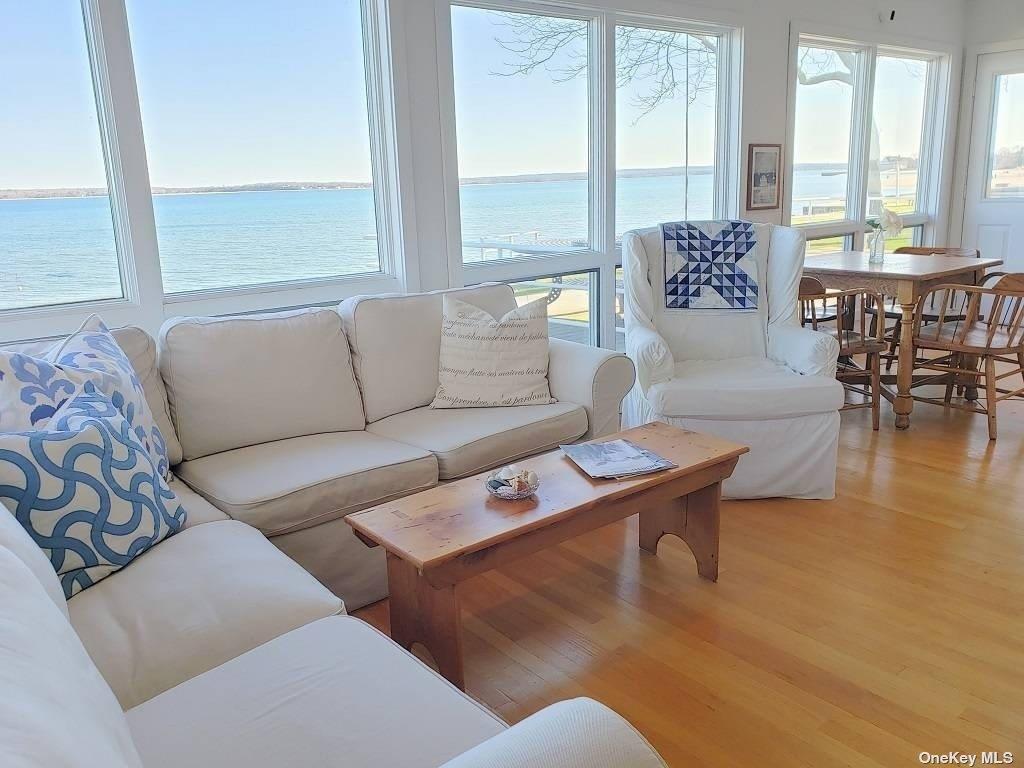 11 Beach Road – For Rent photo 15