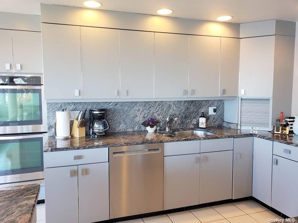 11 Beach Road – For Rent photo 20