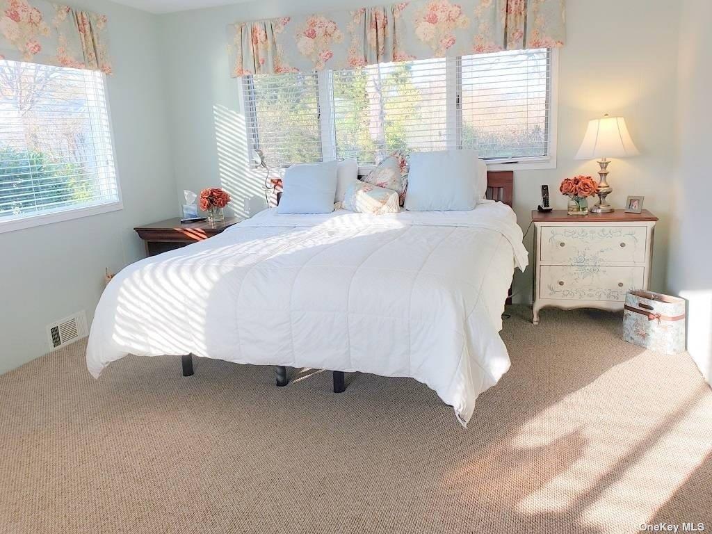 11 Beach Road – For Rent photo 22