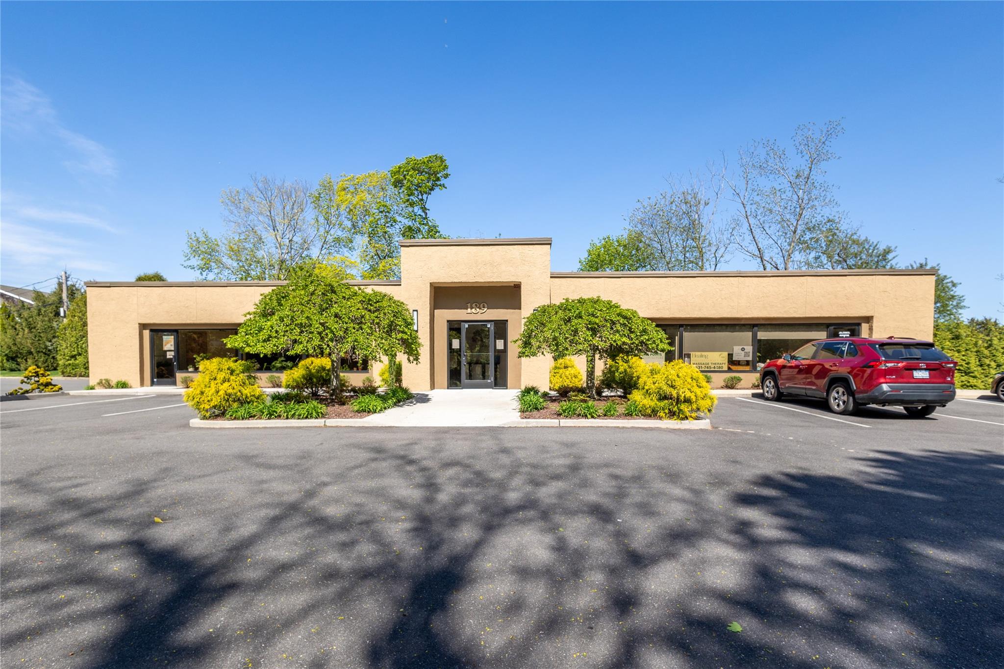 189 Main- Suite A Road, Unit A photo 3