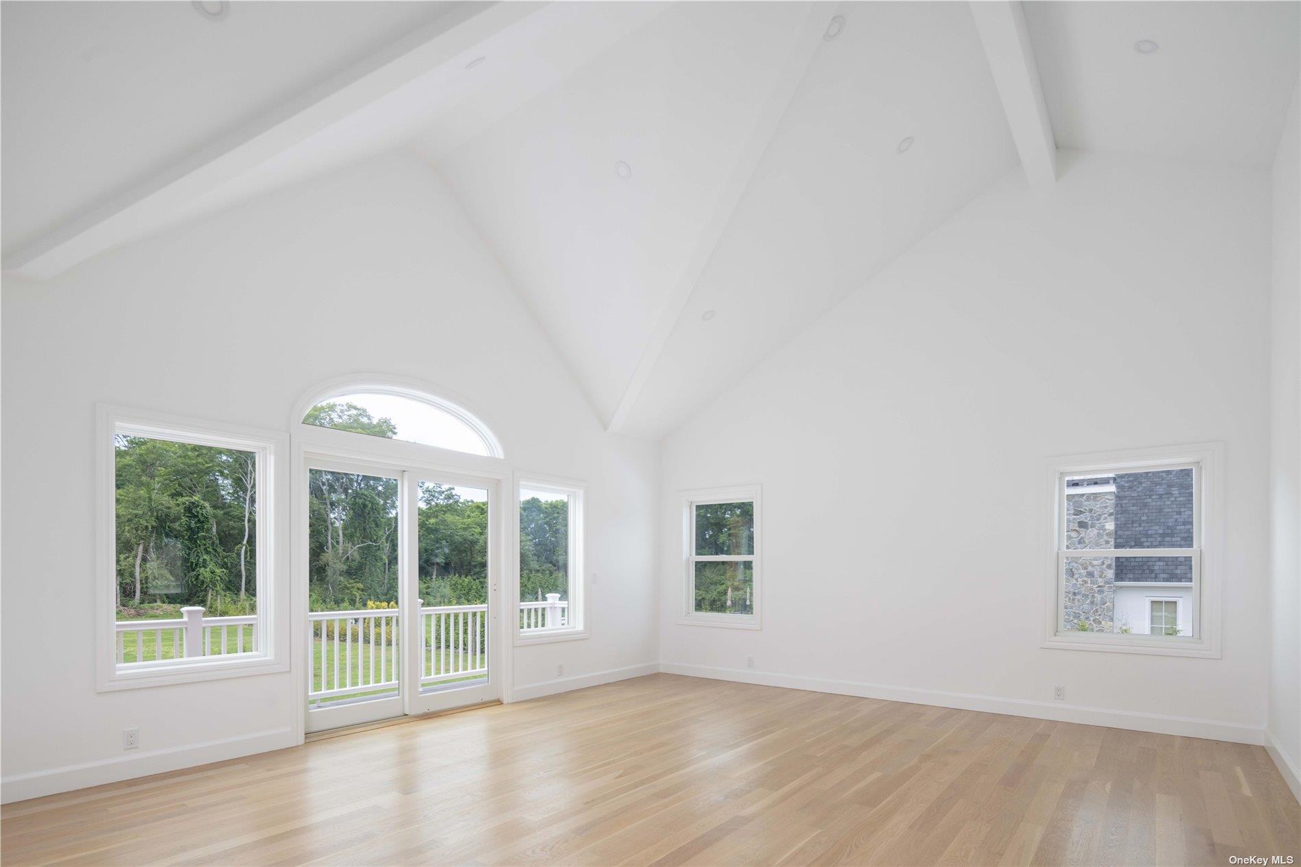 150 N Hillcrest Drive – For Sale photo 11