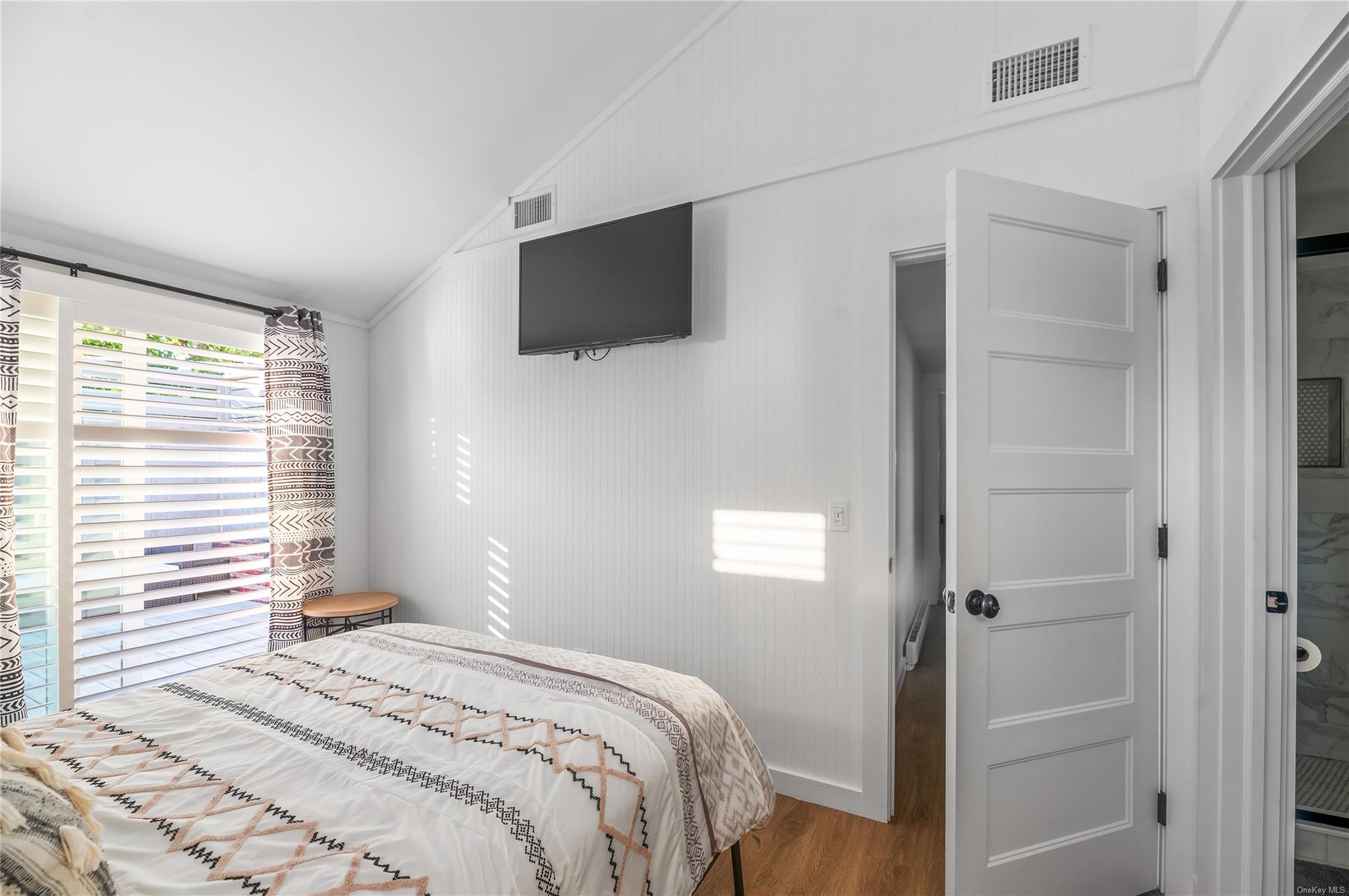 311 Wilmot Road – For Rent photo 4
