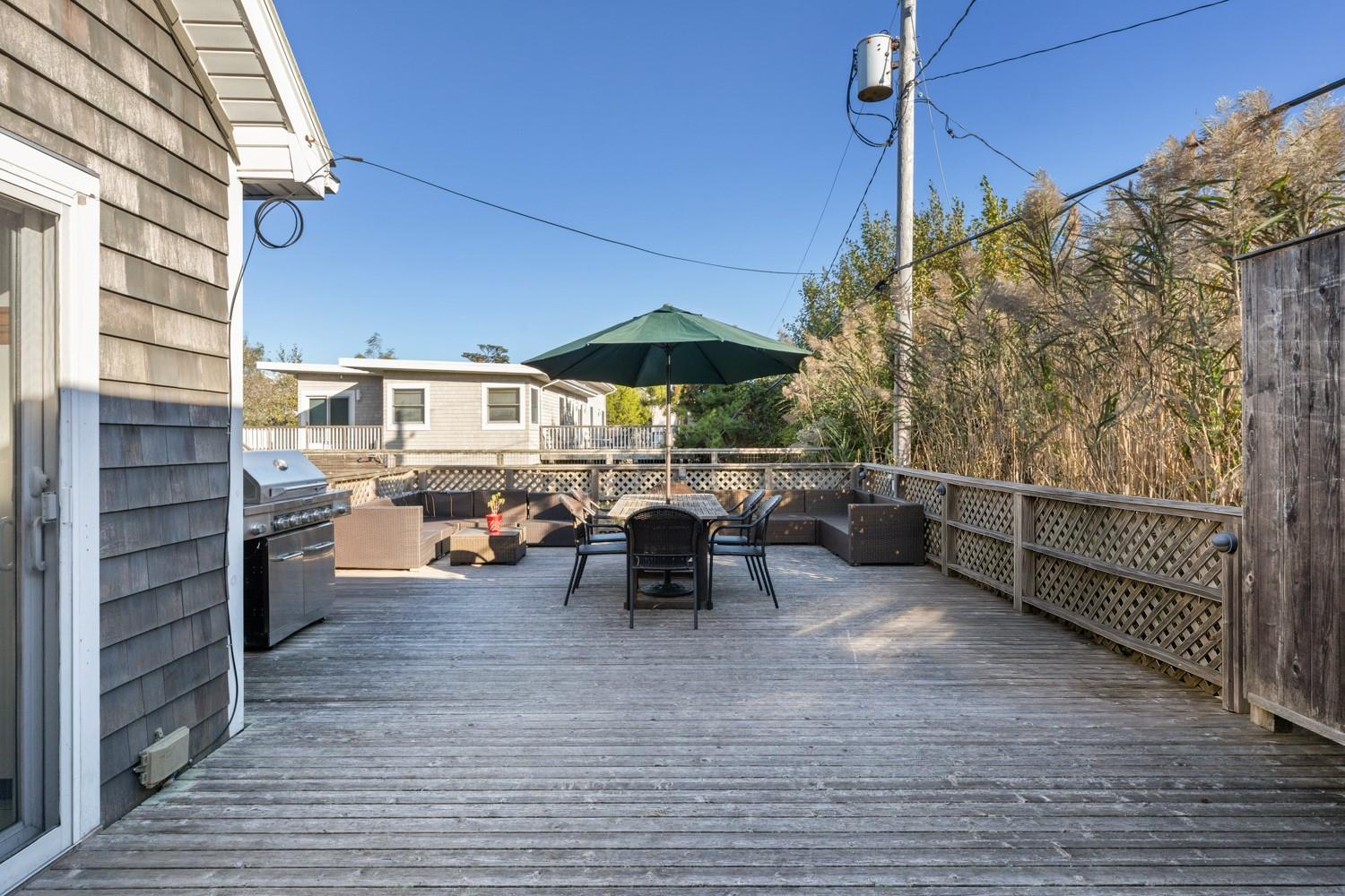 38 Homesite Avenue – For Rent photo 24
