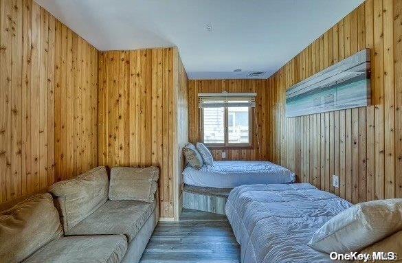 352 Dehnoff Walk – For Rent photo 8
