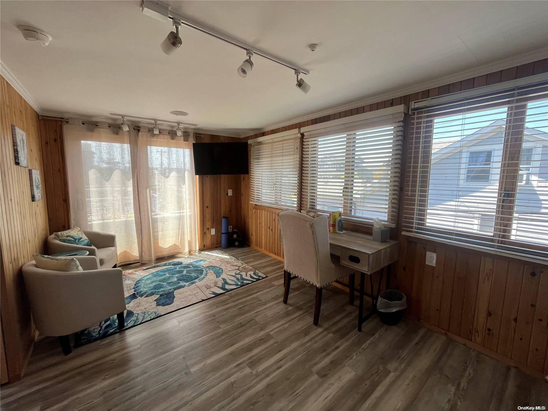 352 Dehnoff Walk – For Rent photo 25