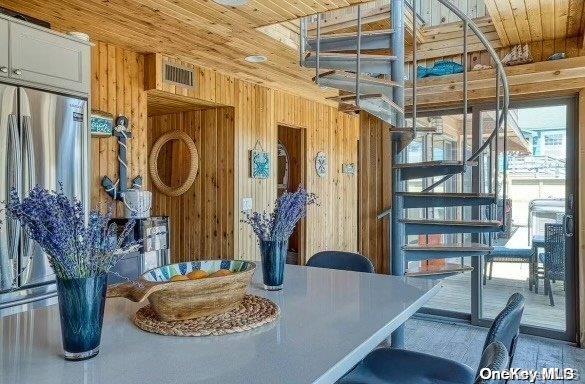 352 Dehnoff Walk – For Rent