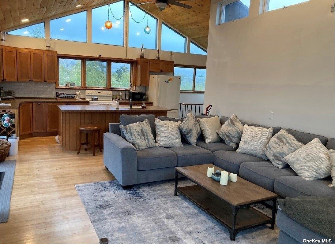 50 Clipper Roadway – For Rent photo 5