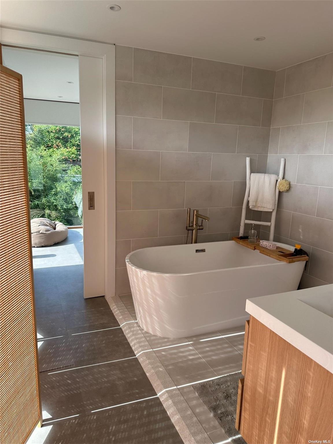 25 Sloop Walk – For Rent photo 9