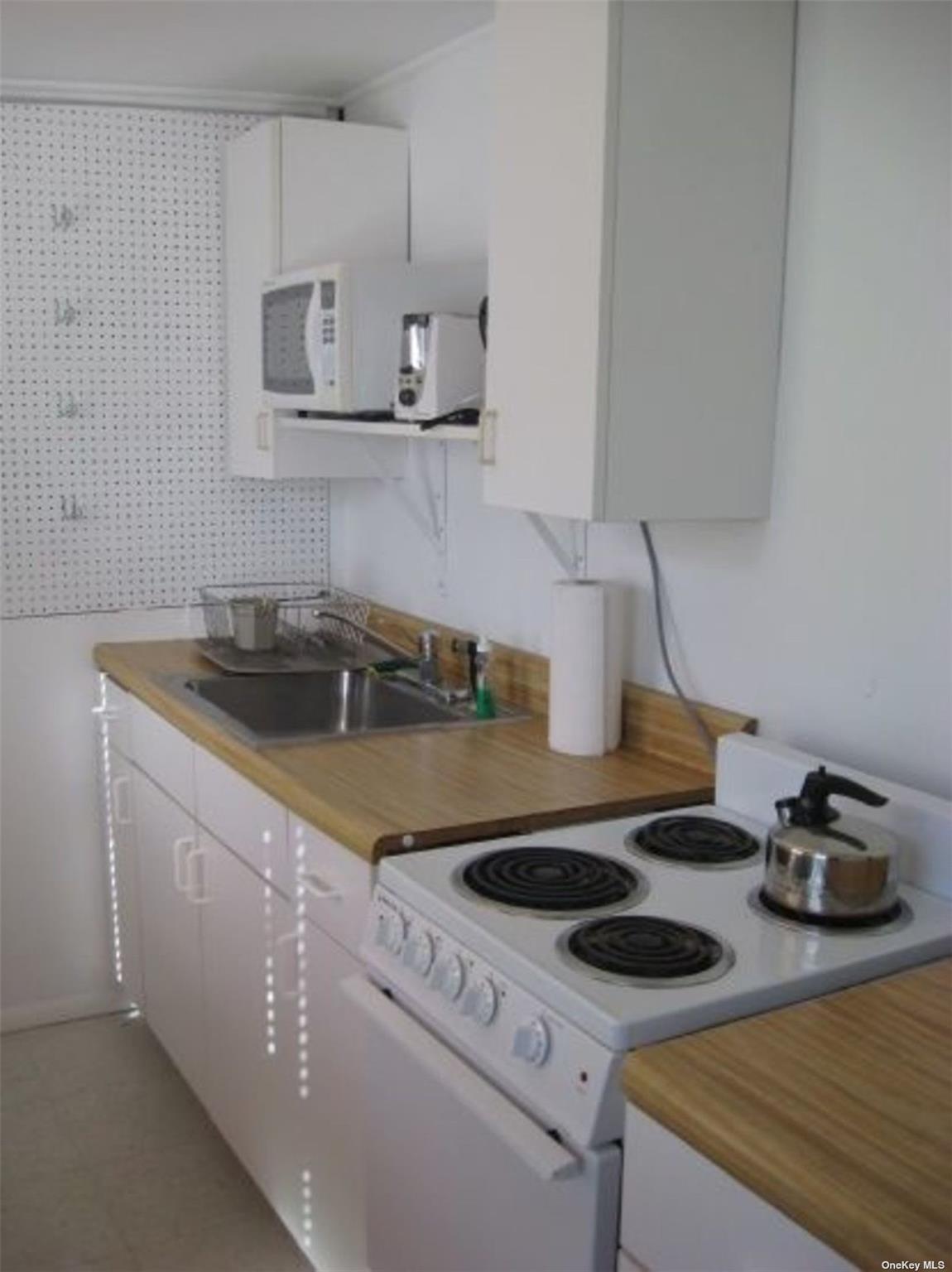 66 Dune Road – For Rent photo 3