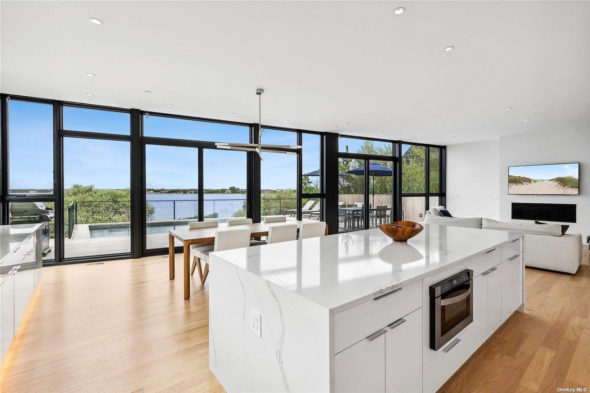 314 Dune Road – For Rent photo 2