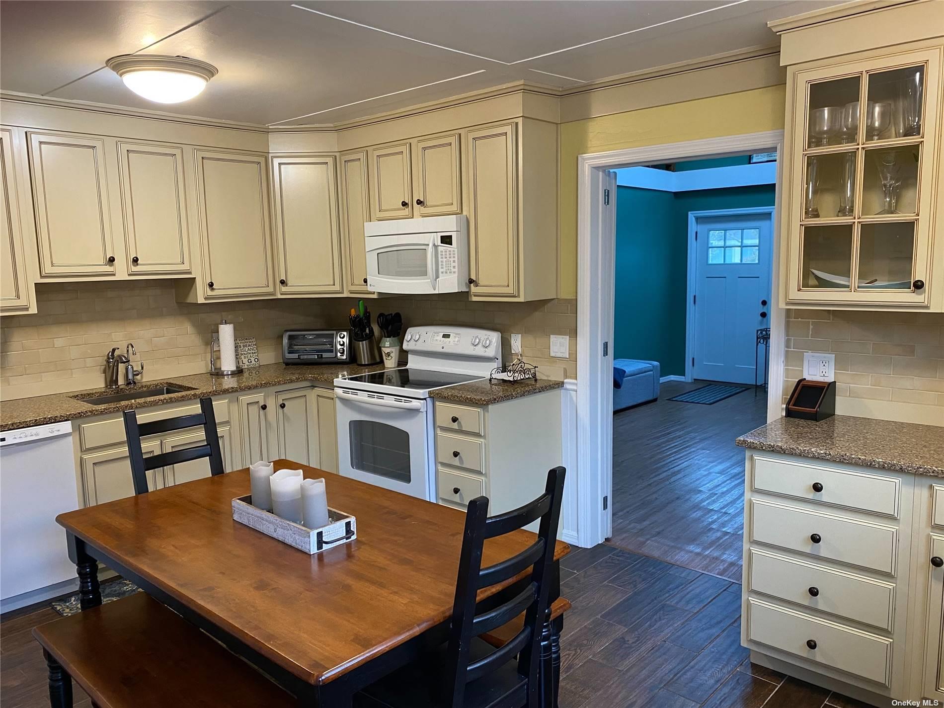 182 Cottage Walk – For Rent photo 3