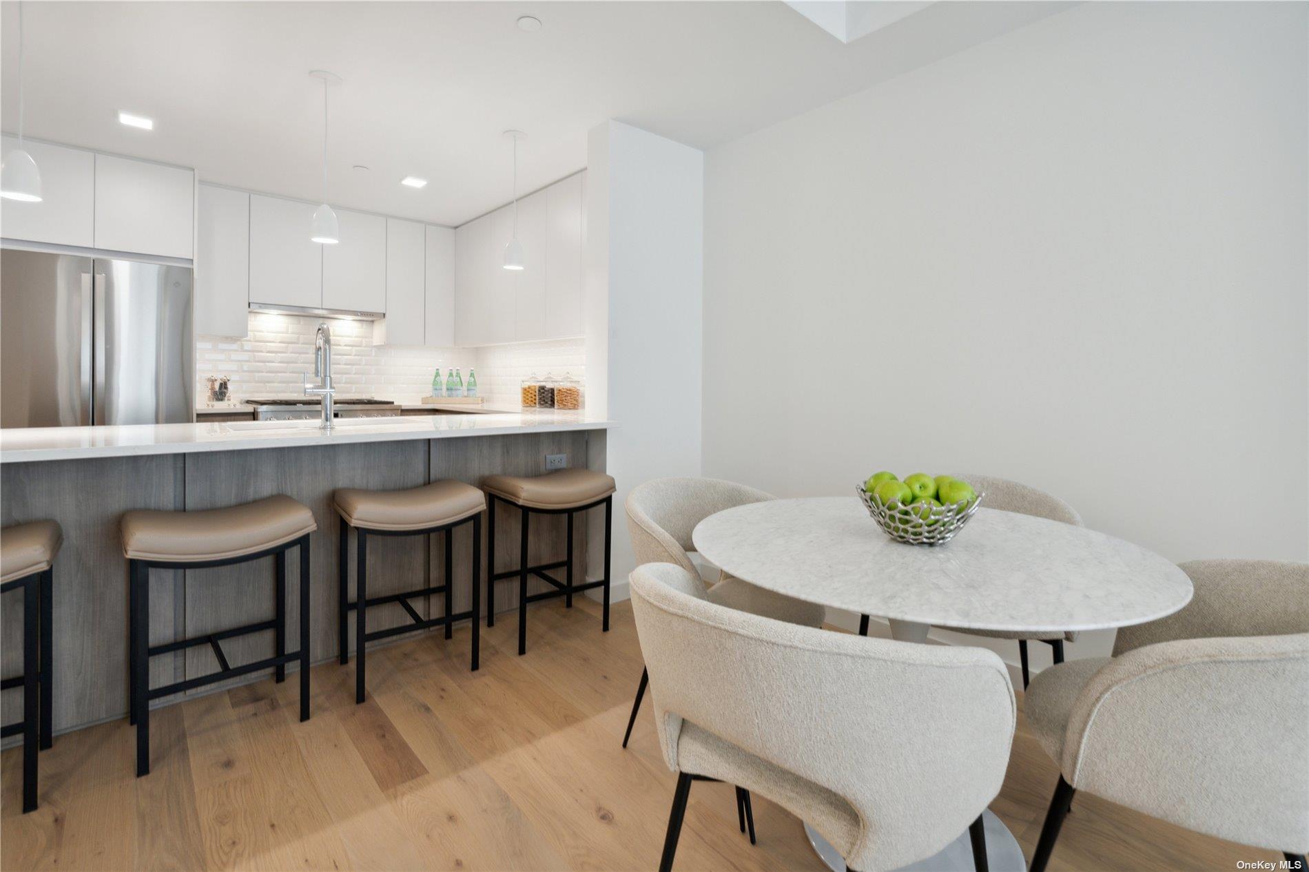 218 Middle Neck Road, Unit 111 photo 13