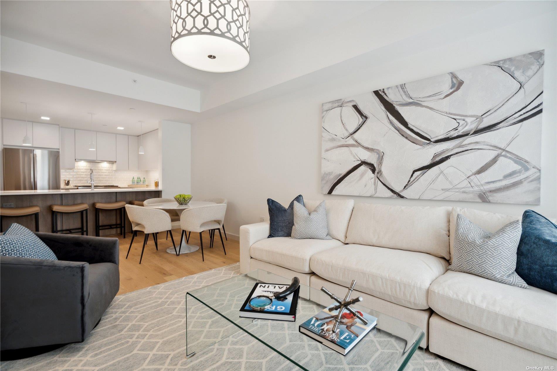 218 Middle Neck Road, Unit 111 photo 12