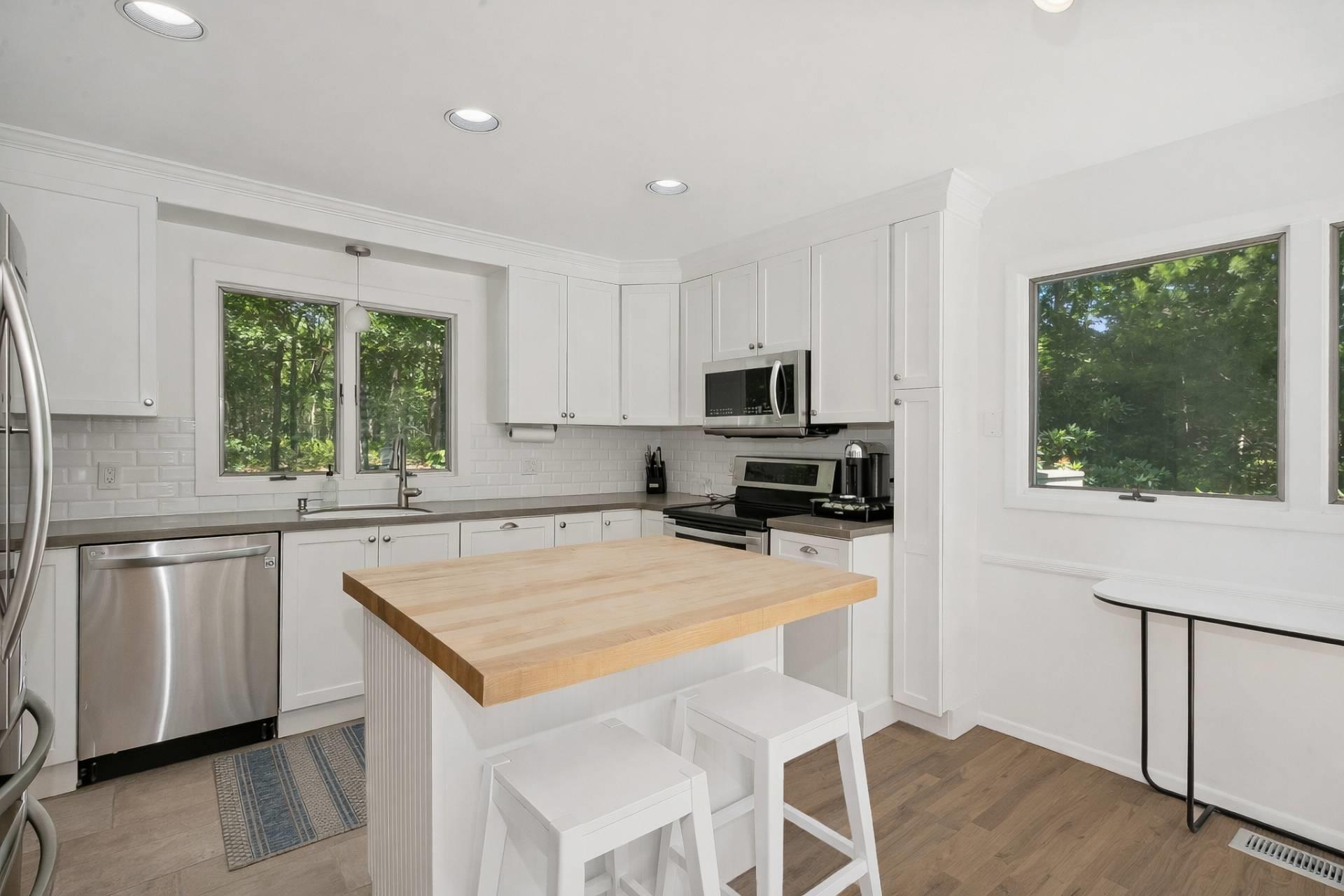 156 Merchants Path – For Sale photo 8