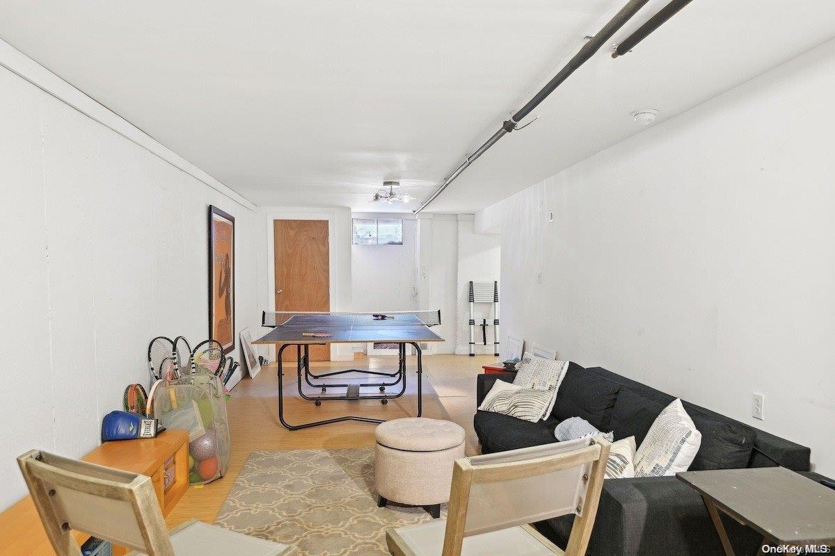 2 William Way – For Rent photo 26