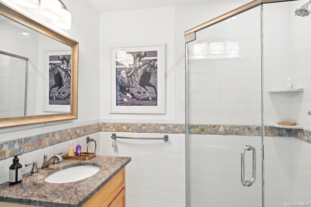 2 William Way – For Rent photo 17