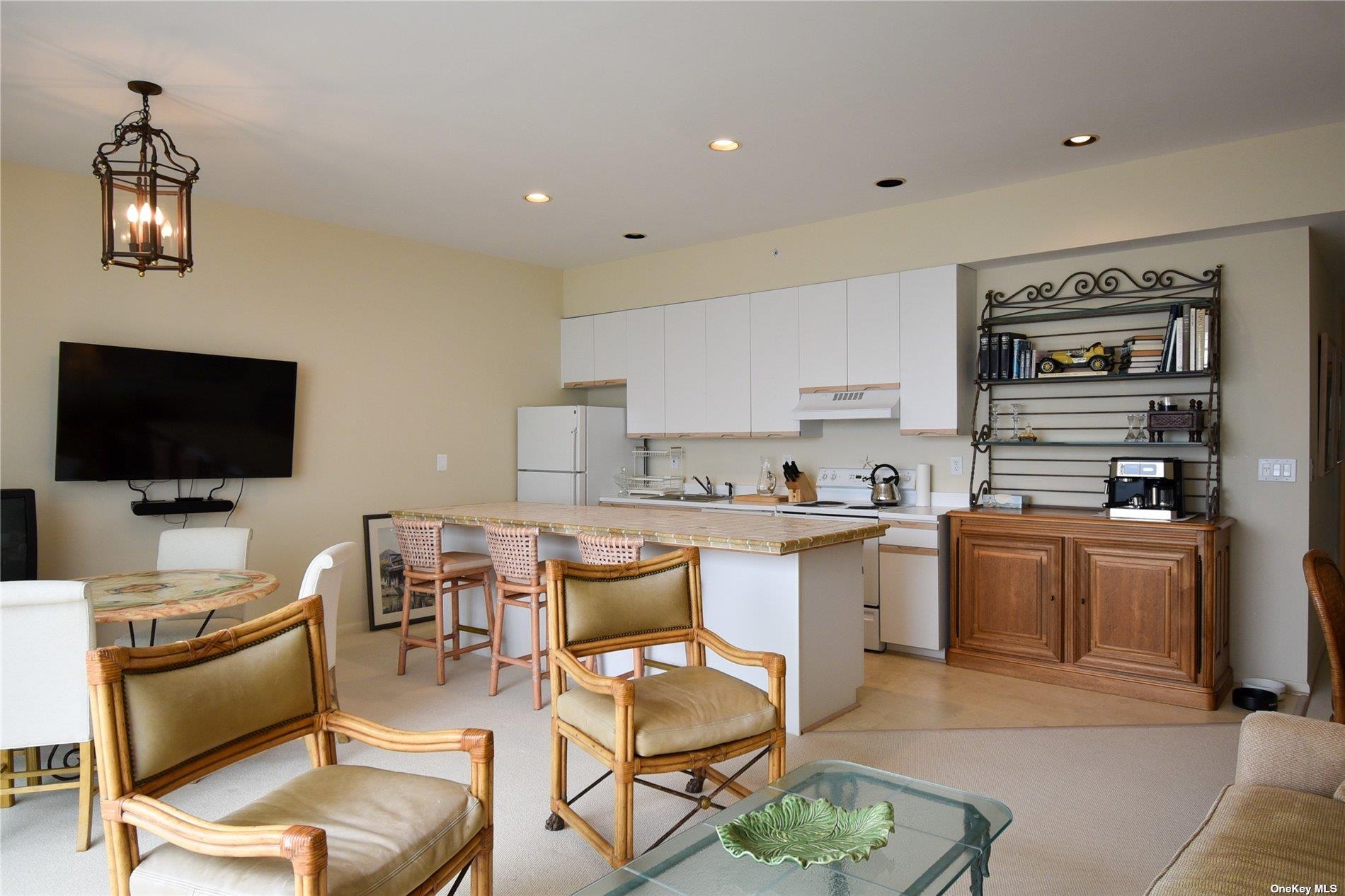256 Dune Rd – For Rent photo 5