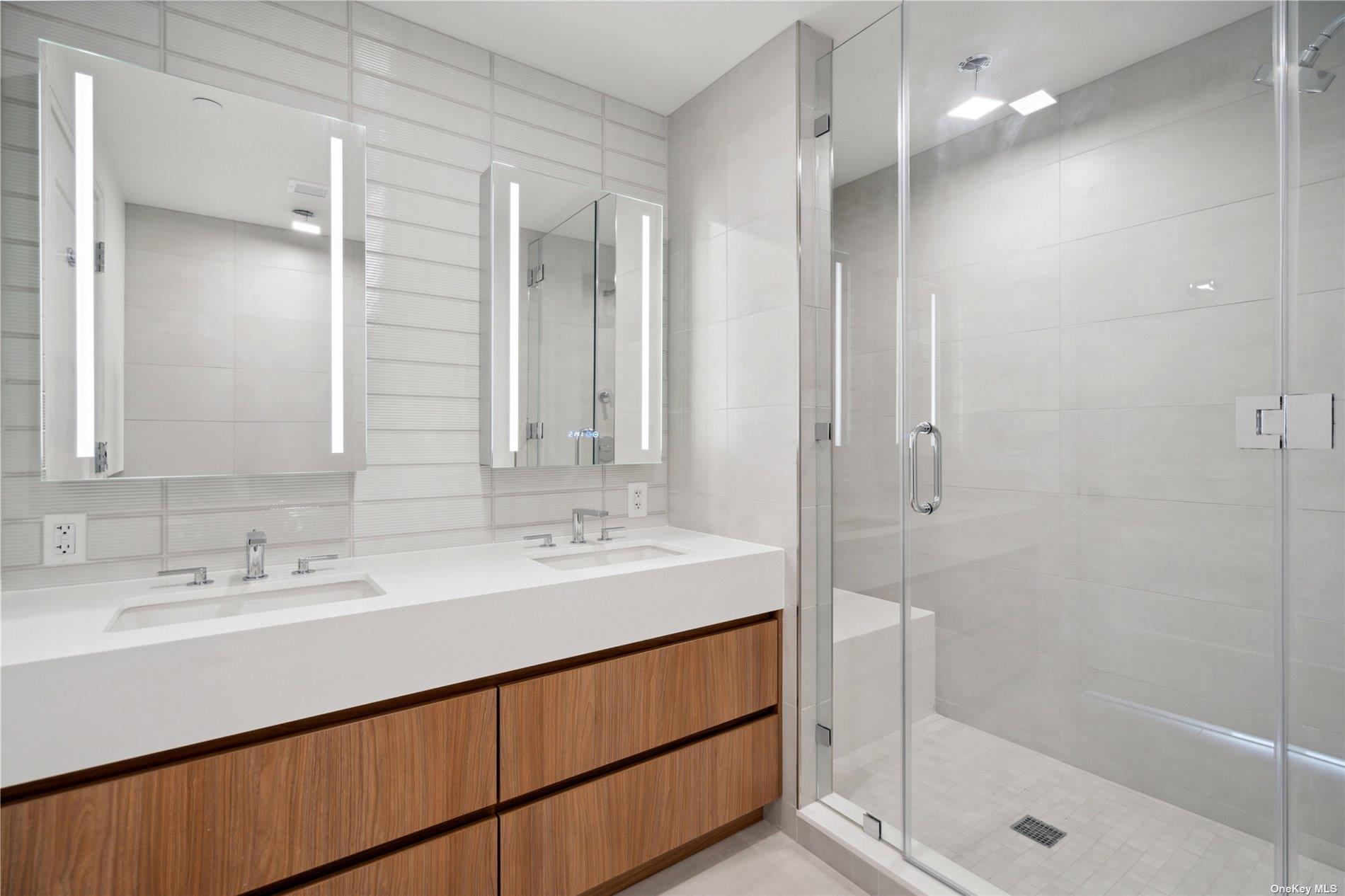 218 Middle Neck Road, Unit 107 photo 8