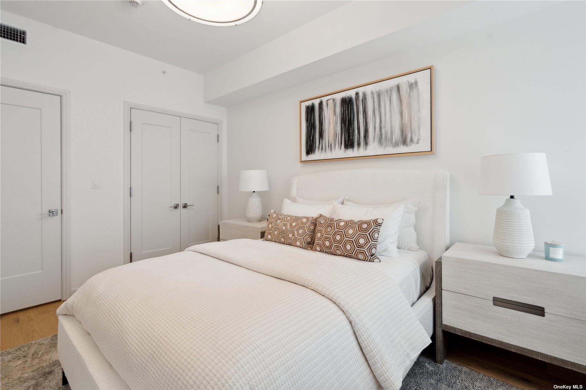 218 Middle Neck Road, Unit 107 photo 10