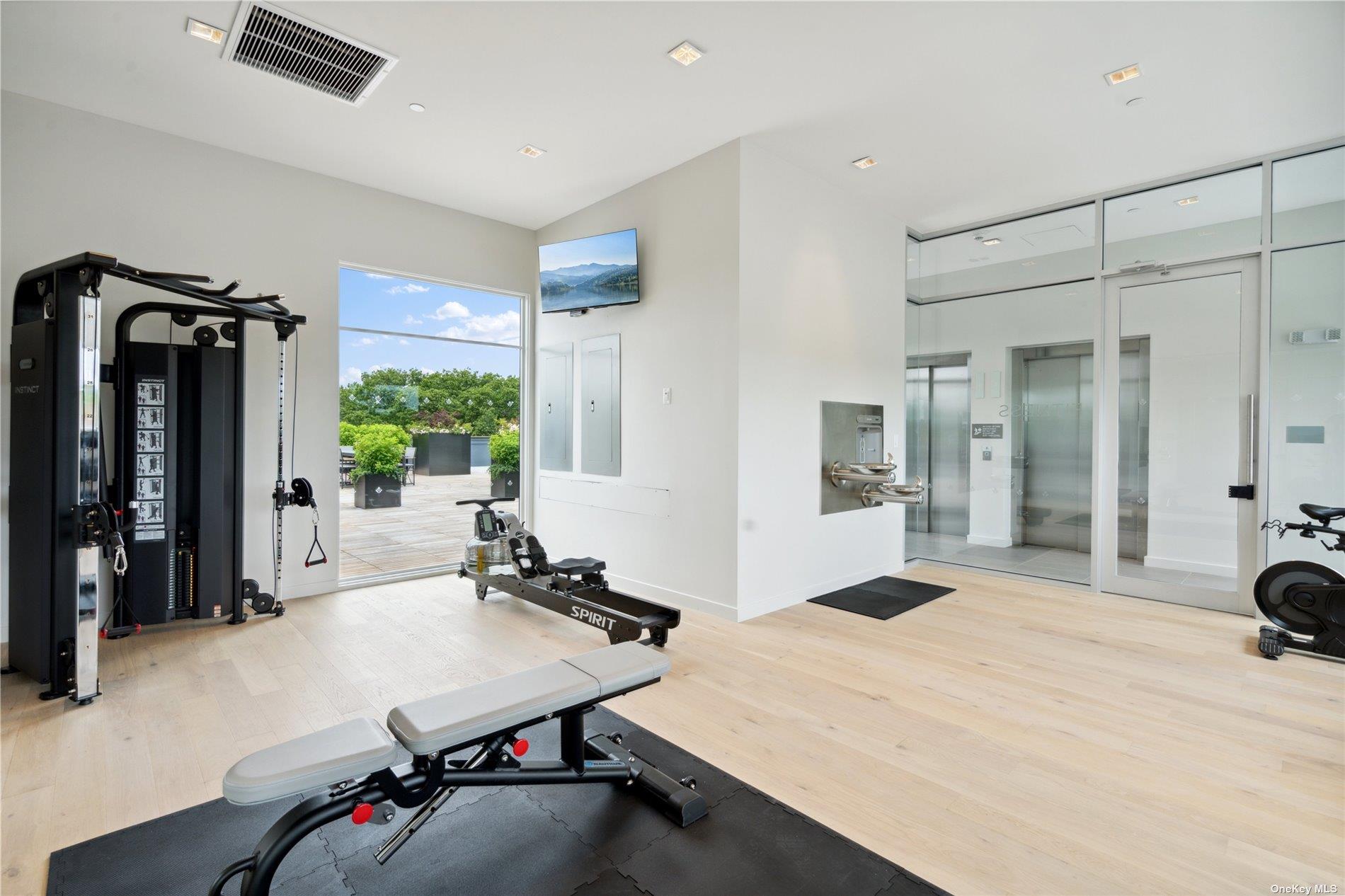218 Middle Neck Road, Unit 107 photo 19