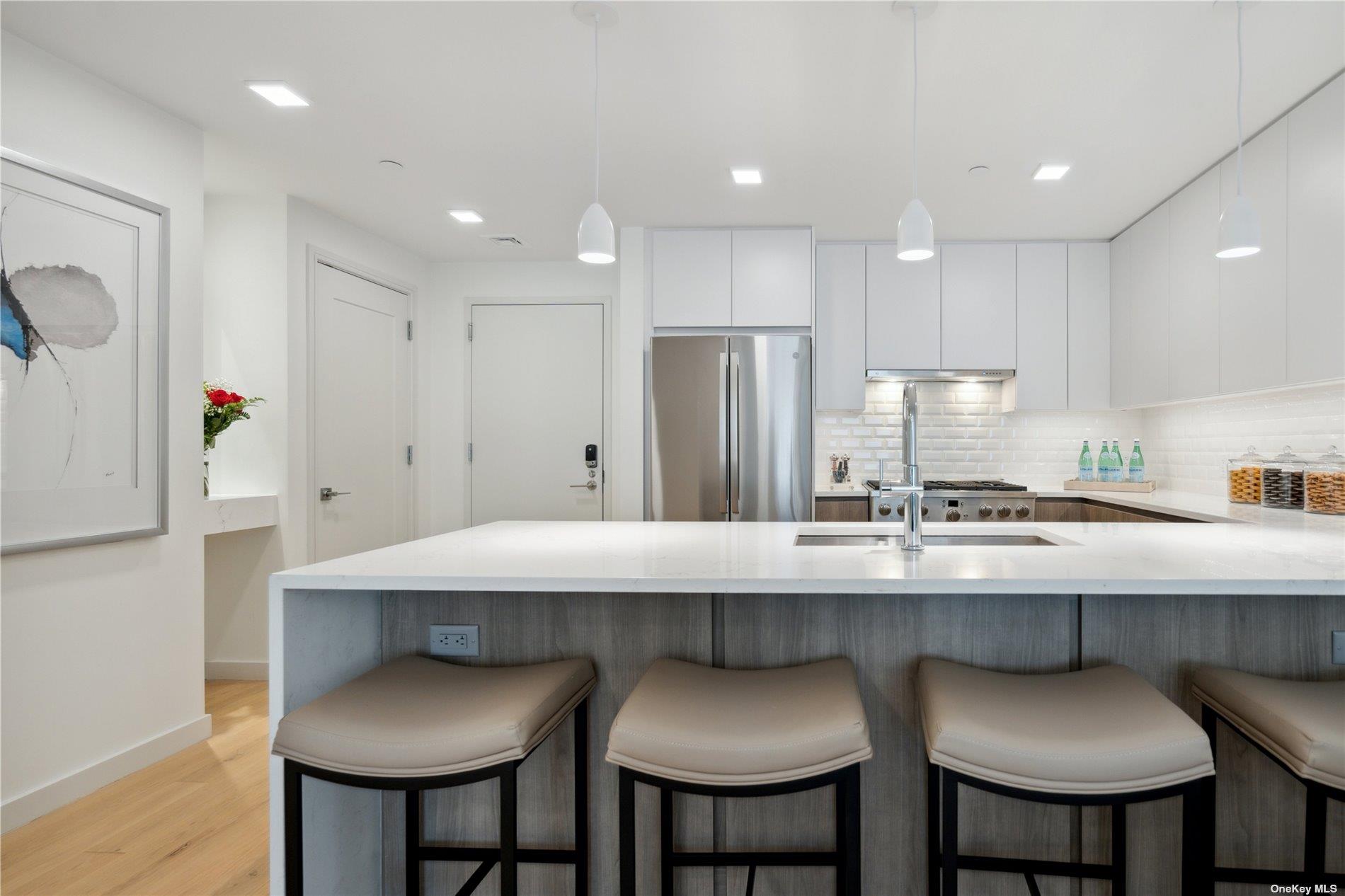 218 Middle Neck Road, Unit 108 photo 6