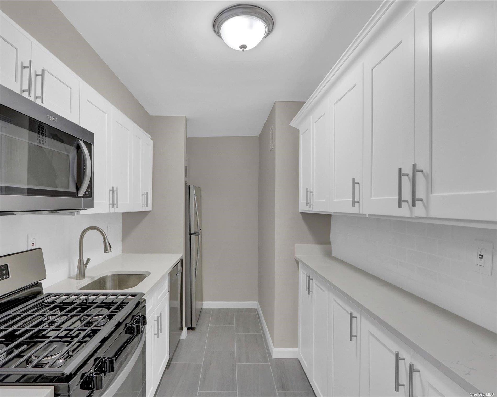 151-31 88th Street, Unit 6H photo 12