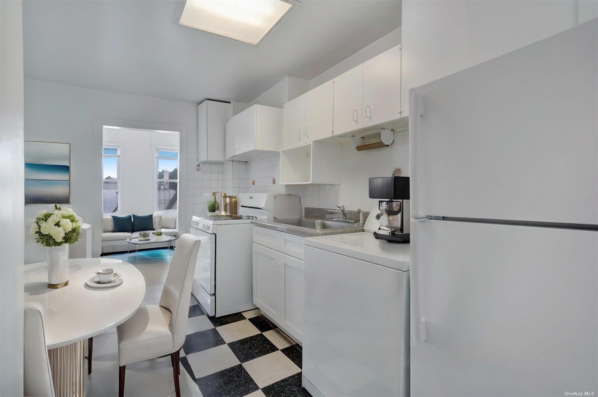 76 Richardson Street, Unit 7 photo 6