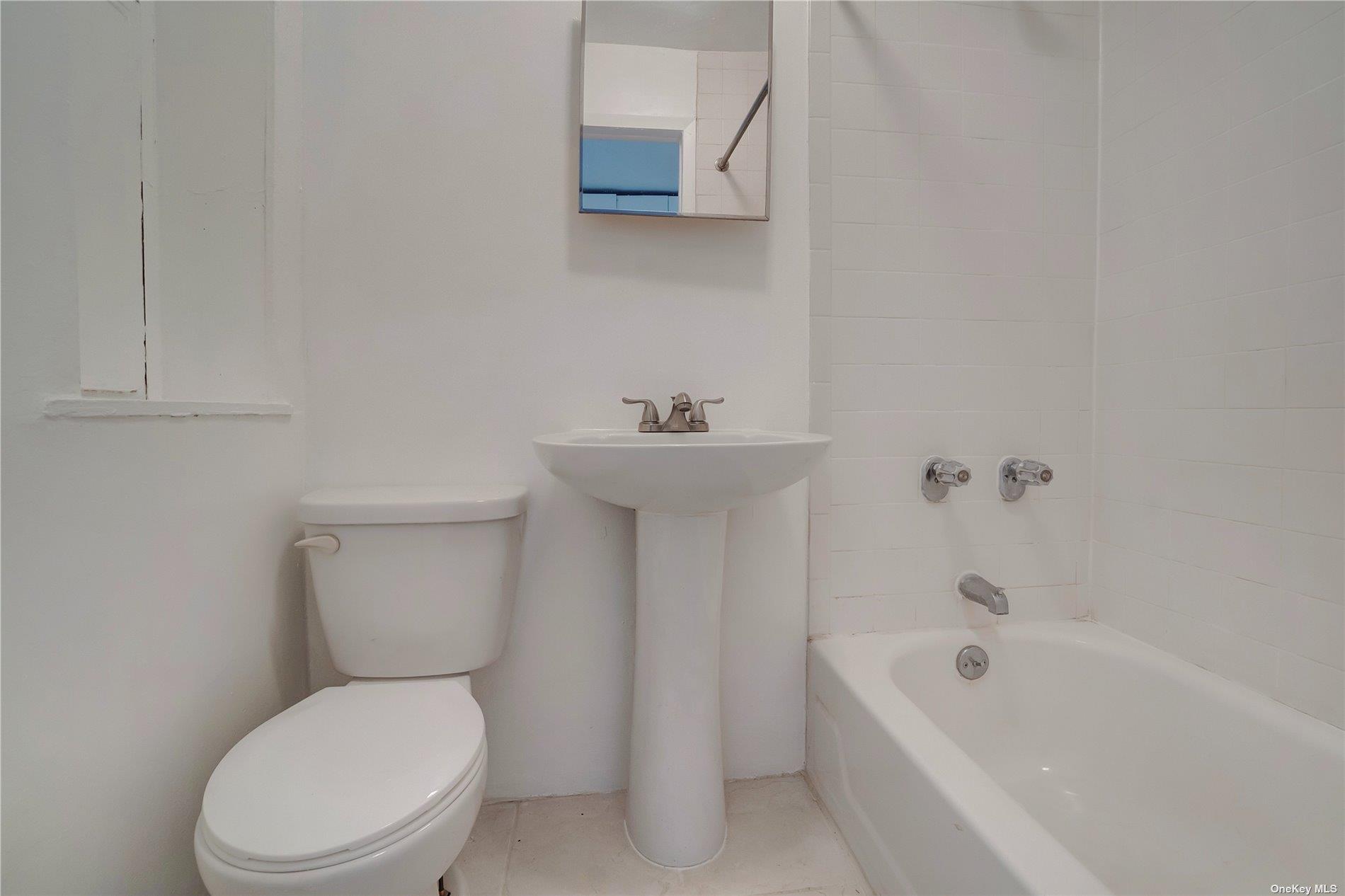 76 Richardson Street, Unit 7 photo 8