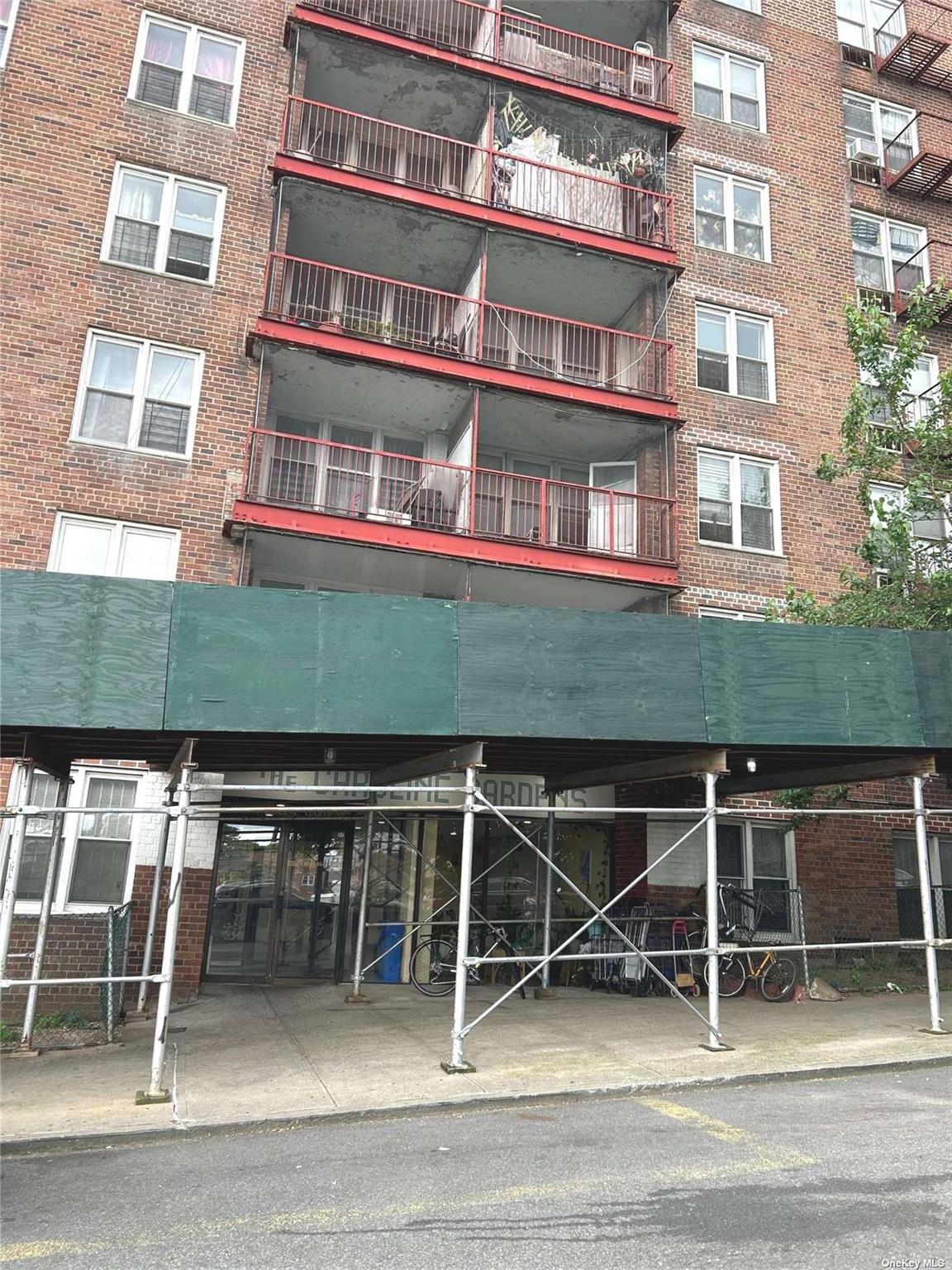86-16 60 Avenue, Unit 1L photo 2