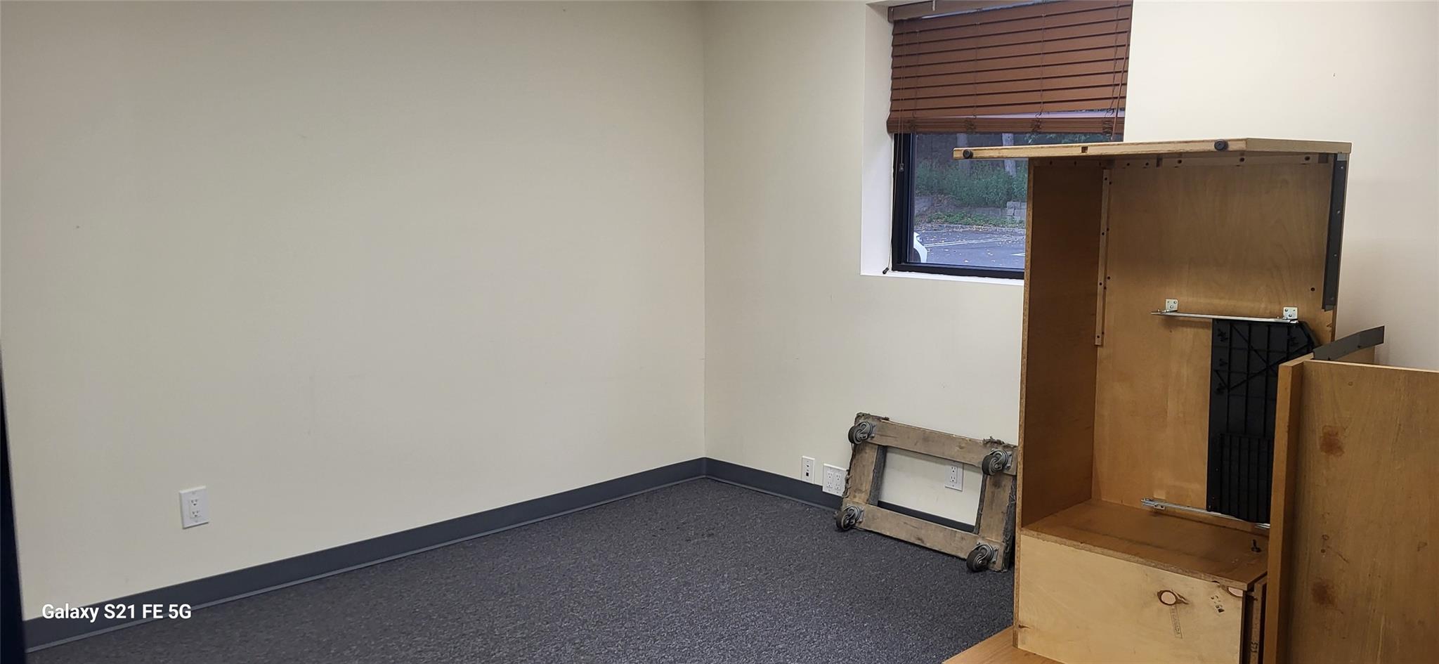1E Pleasant Avenue – For Rent photo 2
