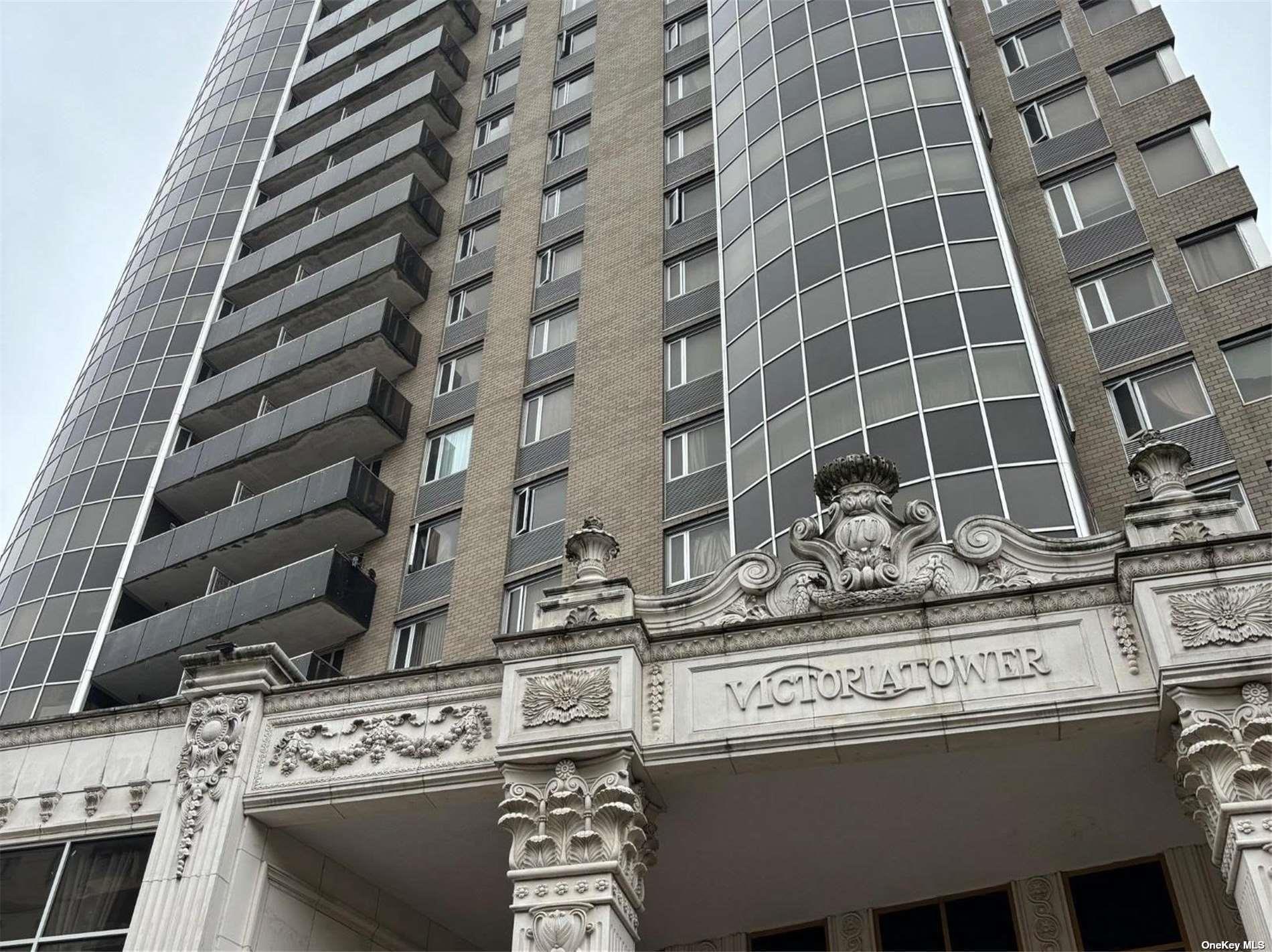 133-38 Sanford Avenue, Unit 9C photo 2
