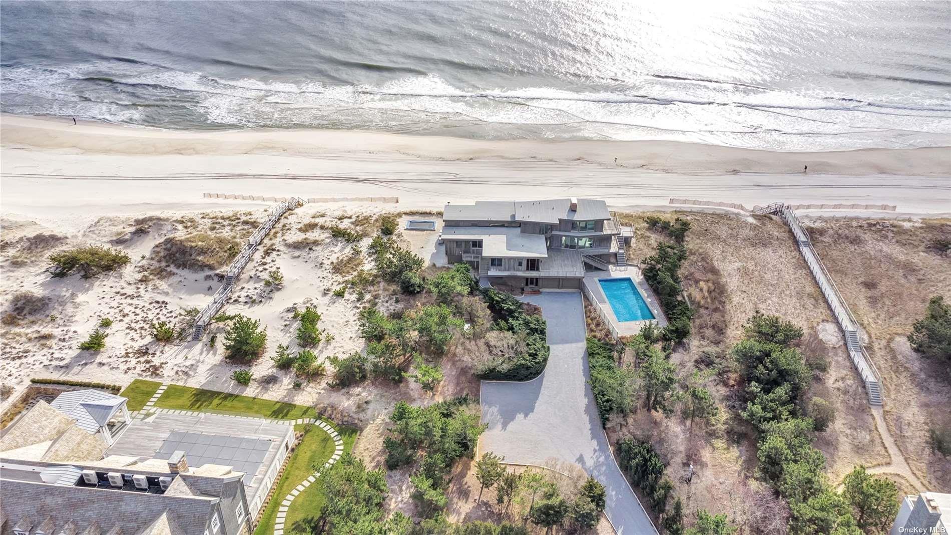222 Dune Rd – For Rent