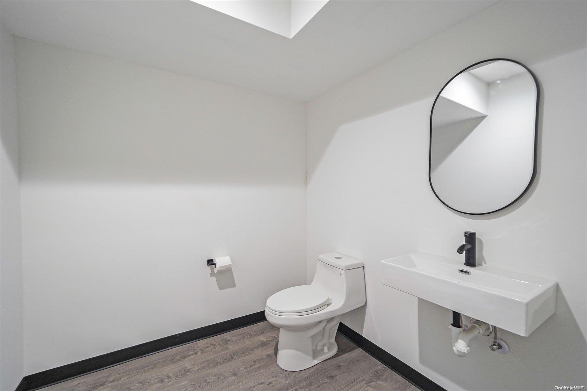 533 Montauk Highway – For Rent photo 20