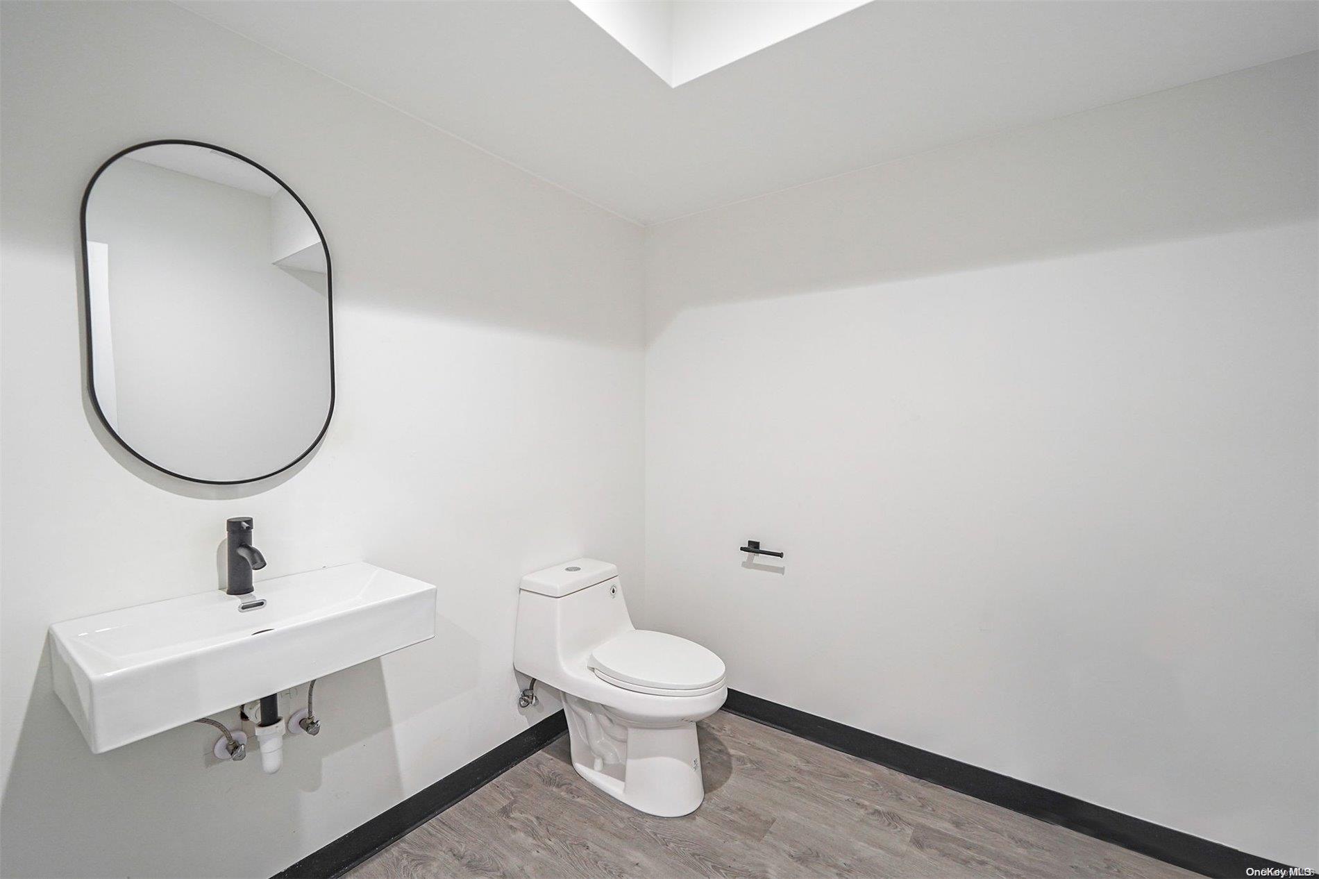 533 Montauk Highway – For Rent photo 19