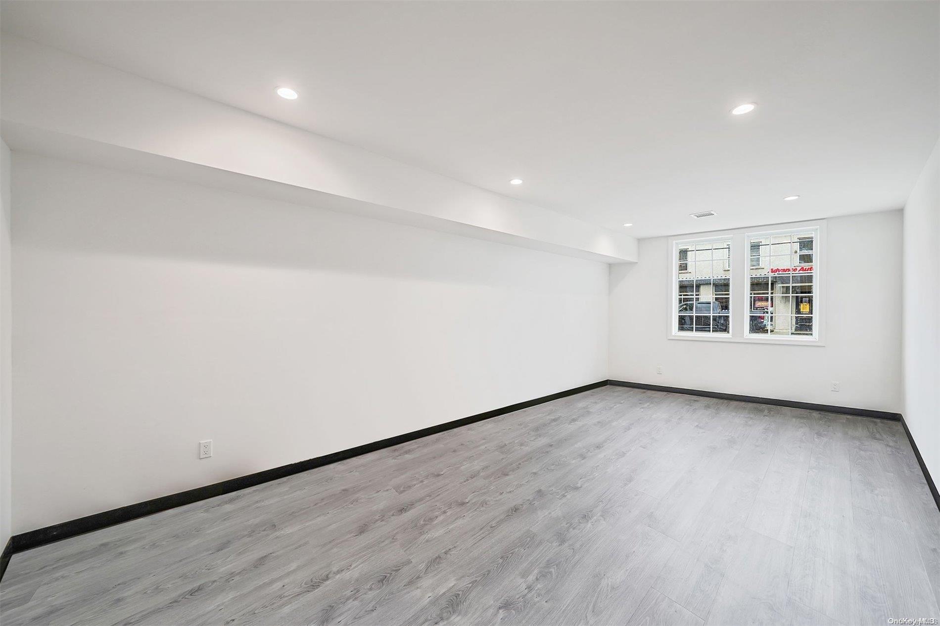 533 Montauk Highway – For Rent photo 8