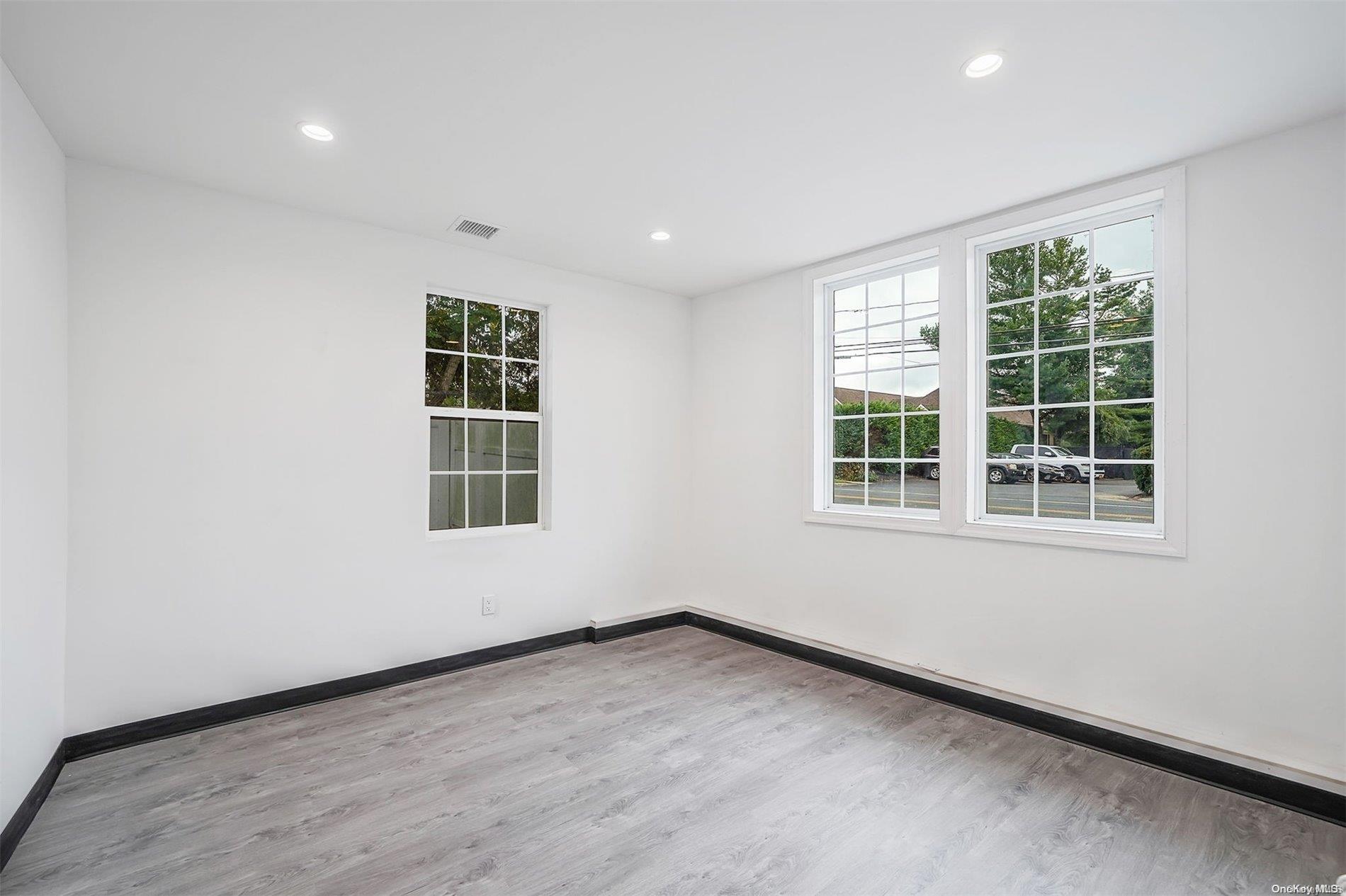 533 Montauk Highway – For Rent photo 14