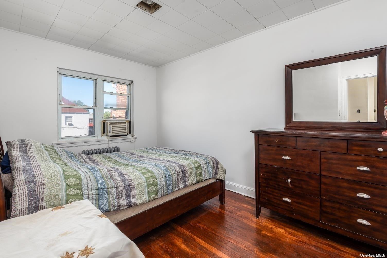 31-14 77 Street – For Sale photo 11
