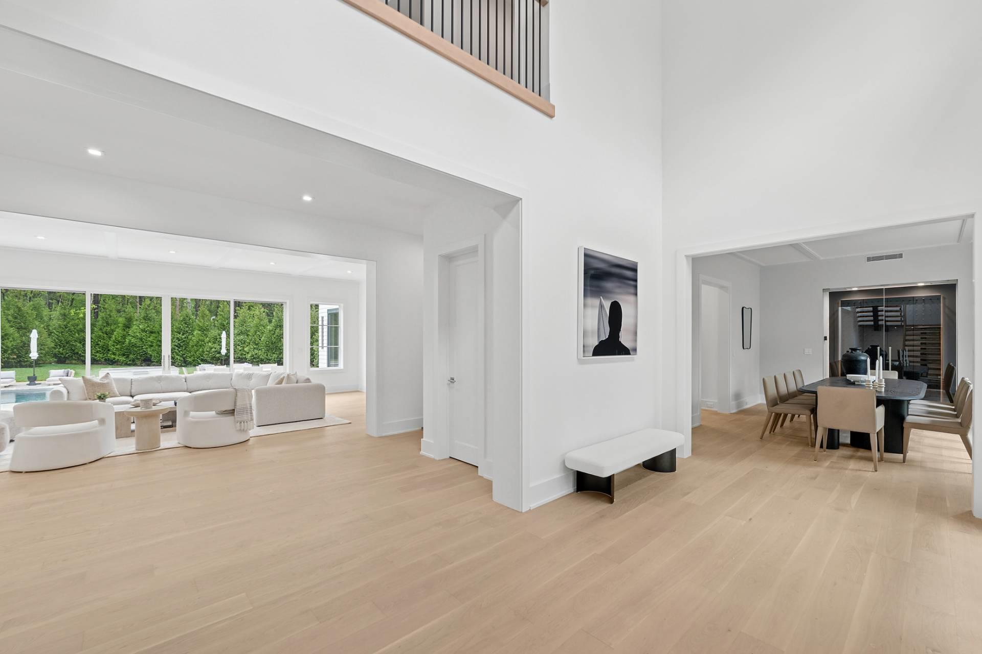 7 Lee Lane – For Sale photo 9