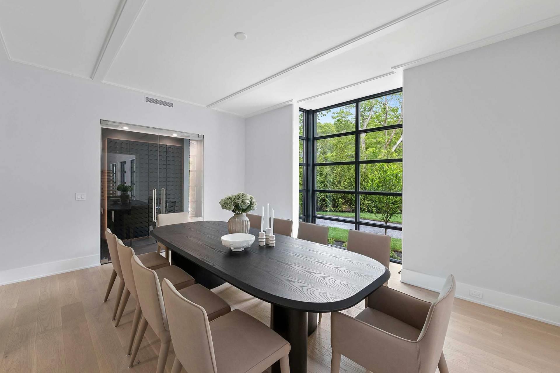 7 Lee Lane – For Sale photo 10