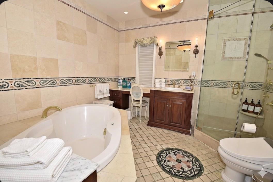 539 Manhasset Woods Road – For Sale photo 17
