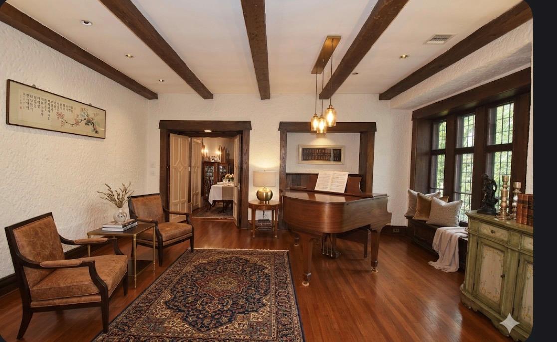 539 Manhasset Woods Road – For Sale photo 9