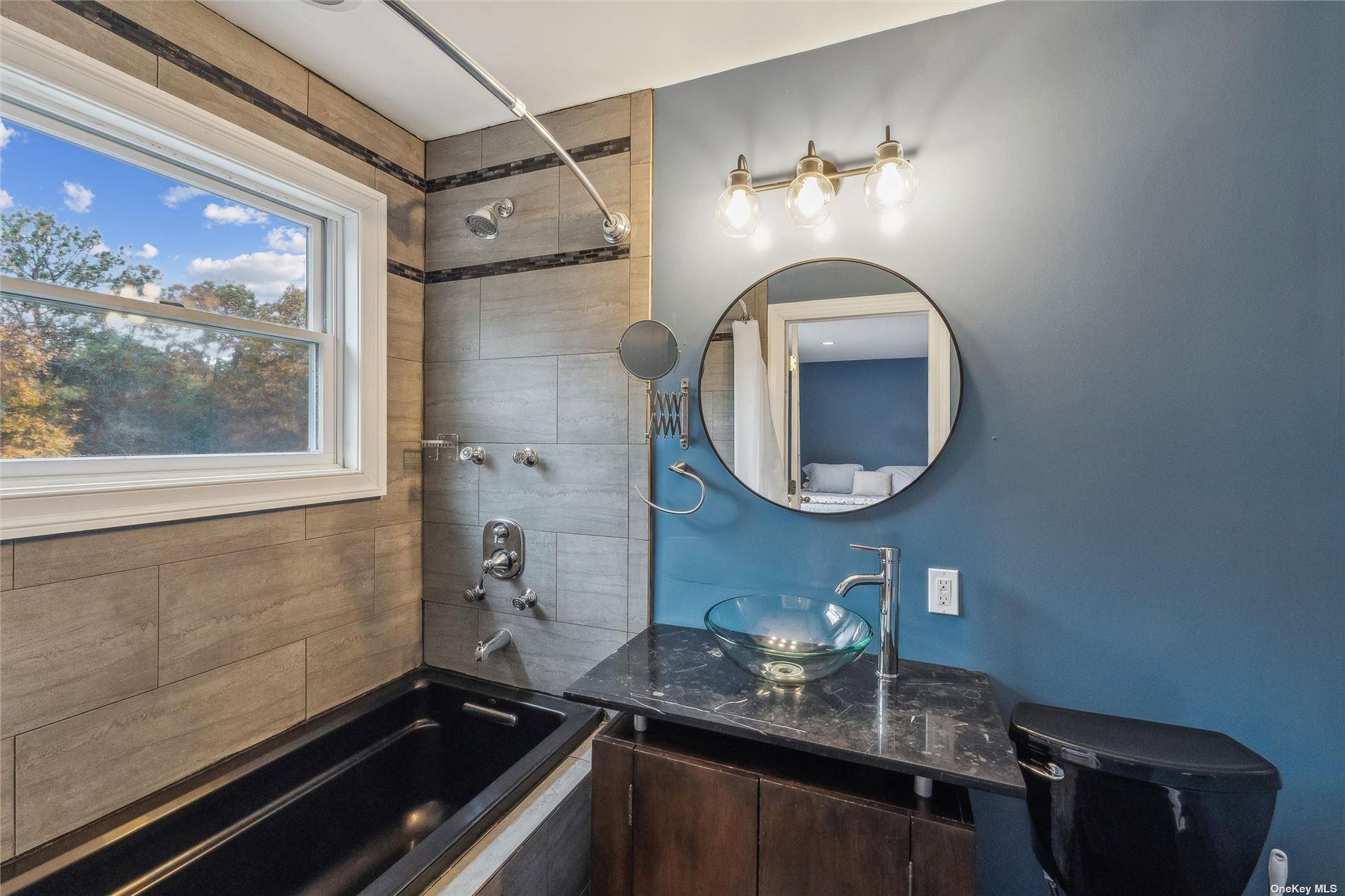 1 Candace Drive – For Rent photo 14