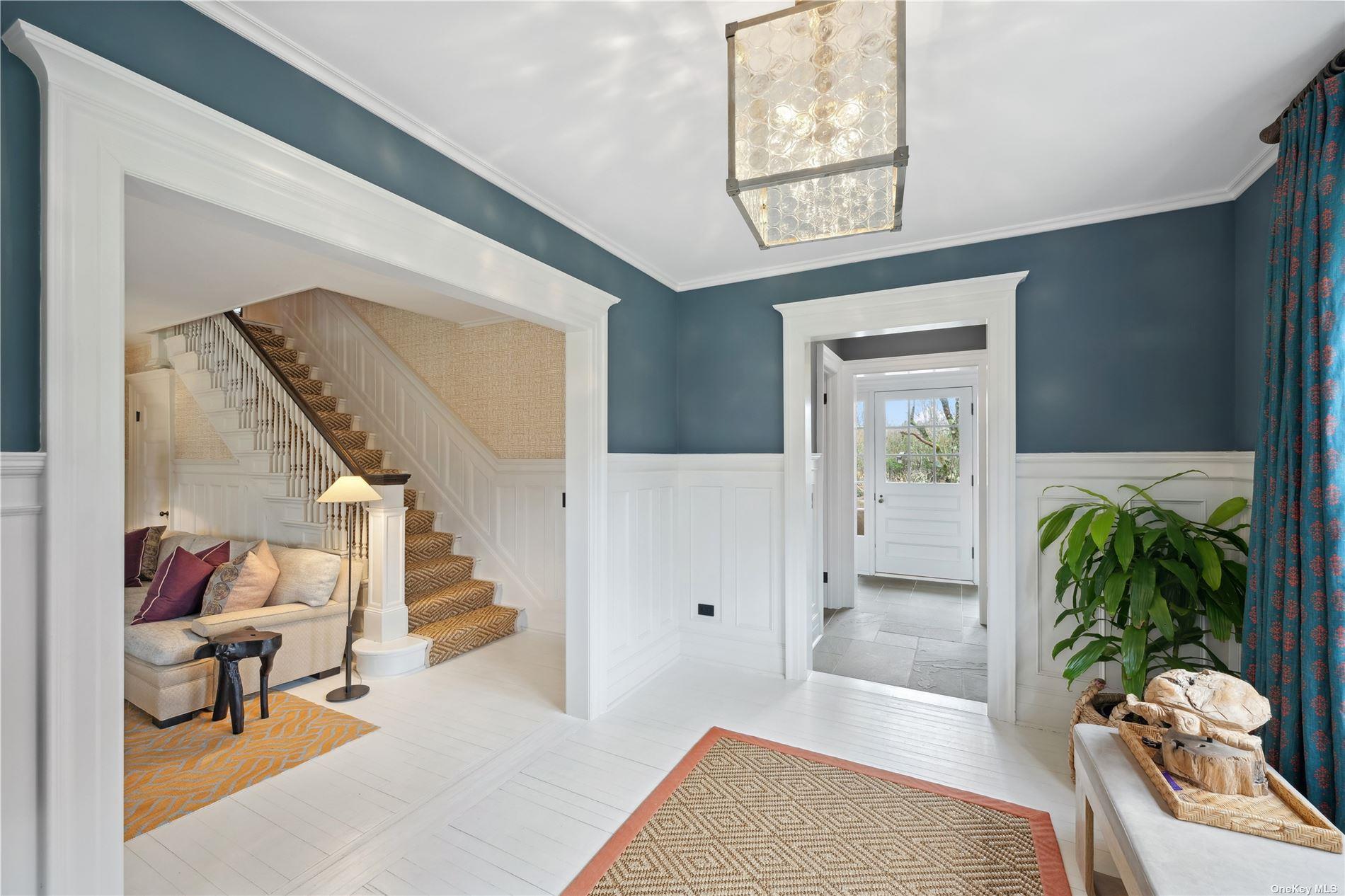 47 Huntting Lane – For Rent photo 5