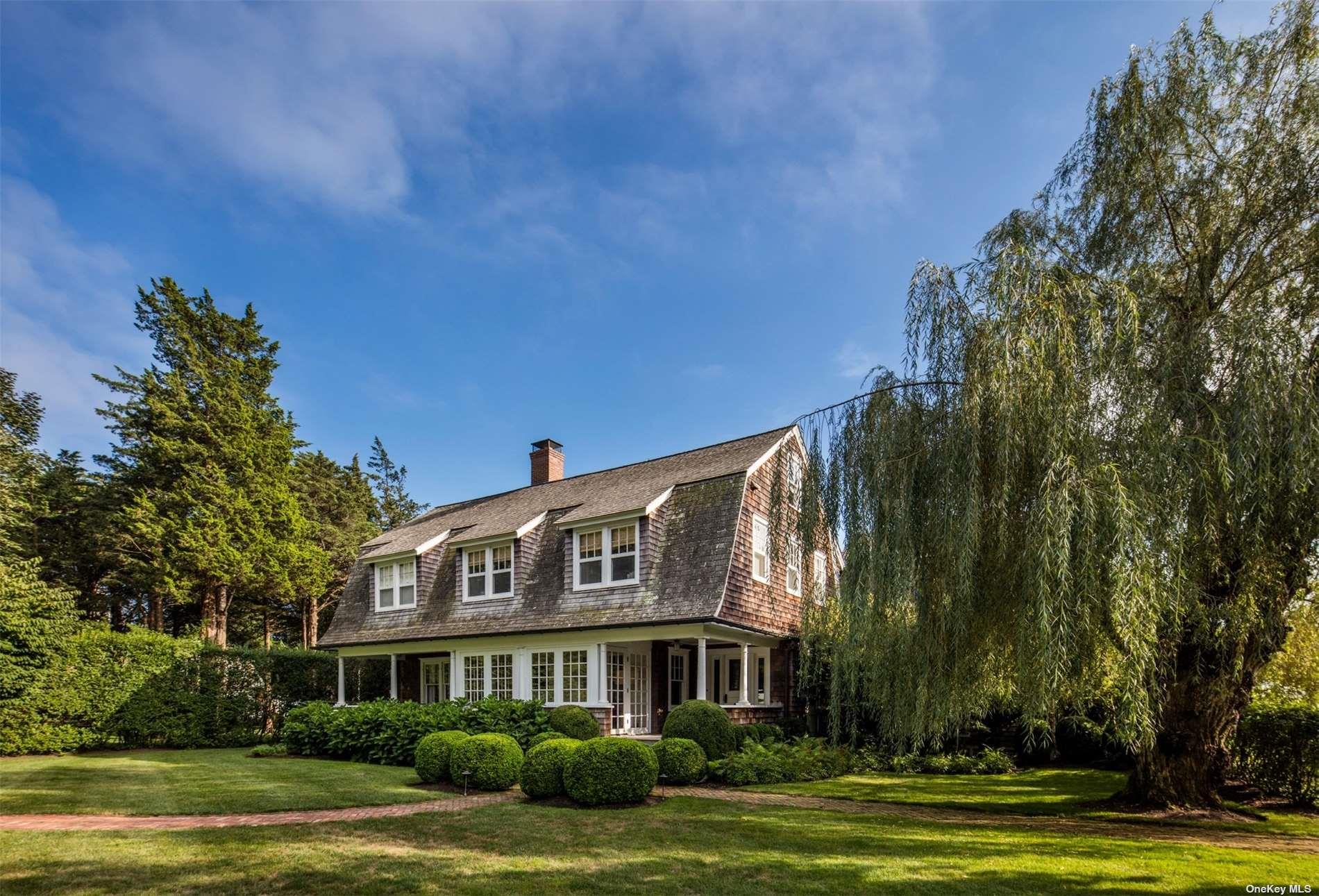 47 Huntting Lane – For Rent