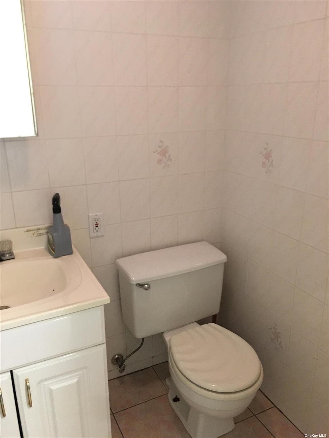 807 Walt Whitman Road – For Rent photo 8