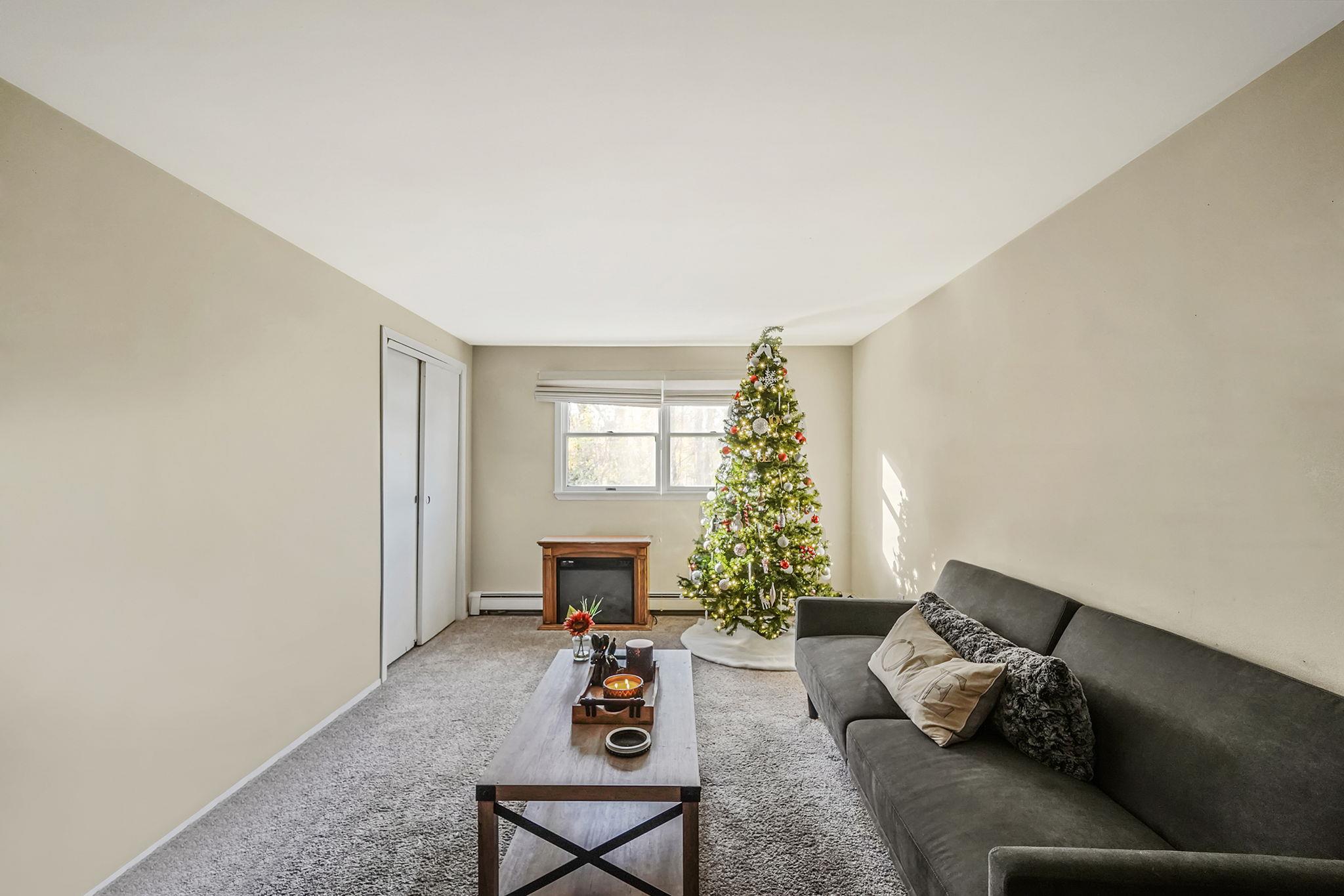 10 Marchant Drive – For Sale photo 24