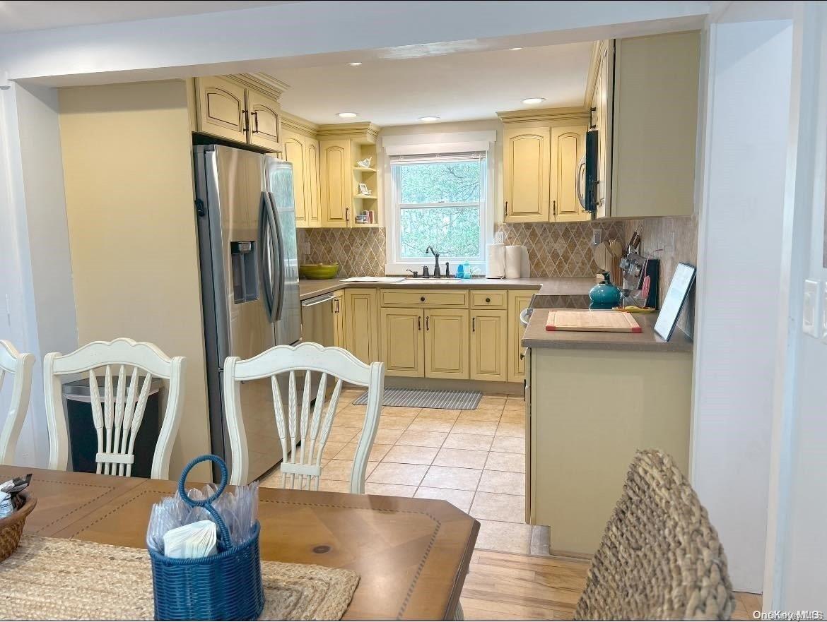 415 Dehnhoff Walk – For Rent photo 6