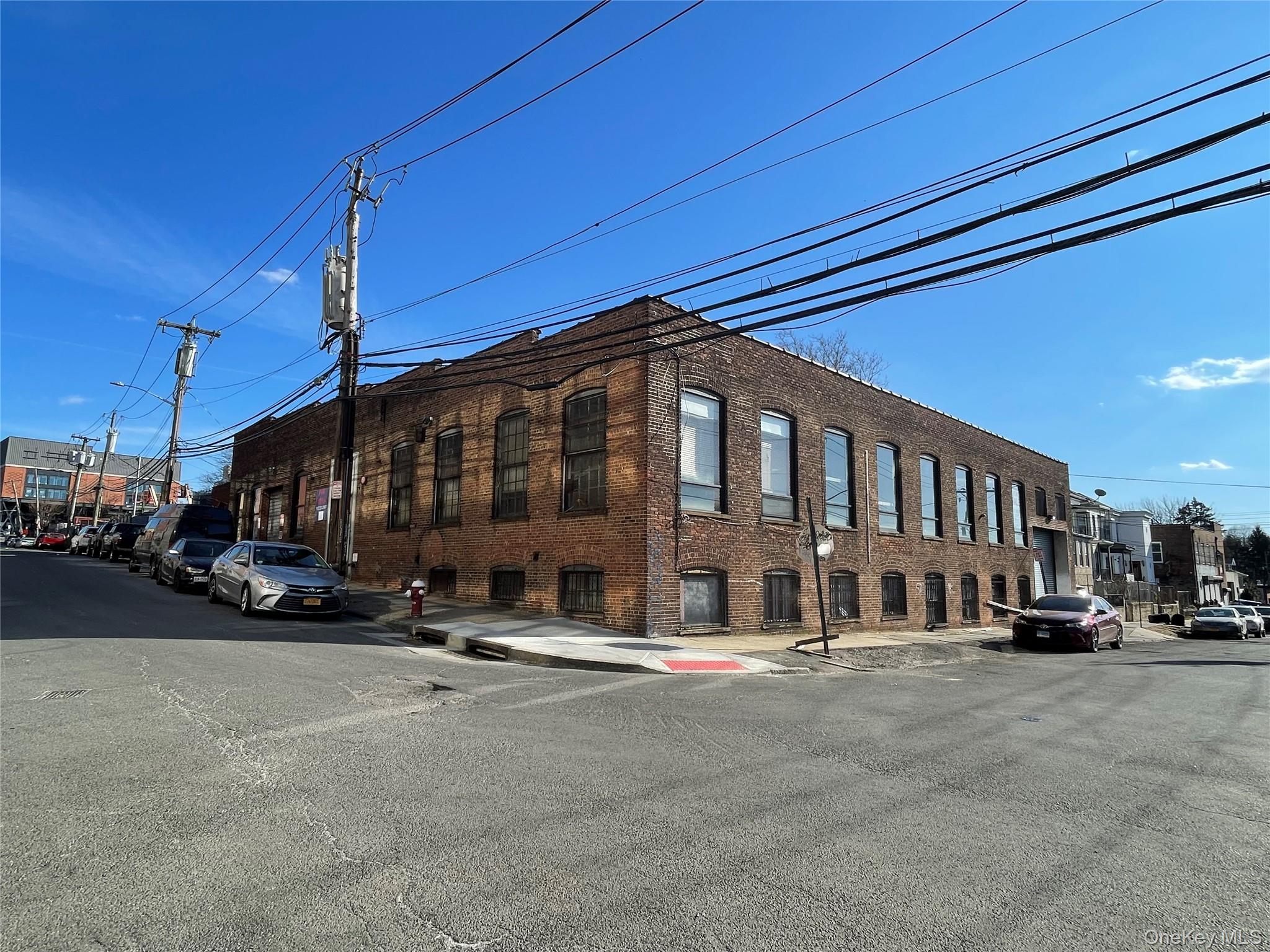 30 SOUTH Street – For Sale photo 3
